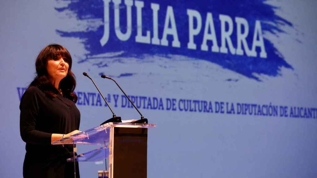 La vicepresidenta de la Diputación, Julia Parra, durante su intervención.