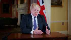 Boris Johnson comparece para alertar de la gravedad de la variante ómicron.