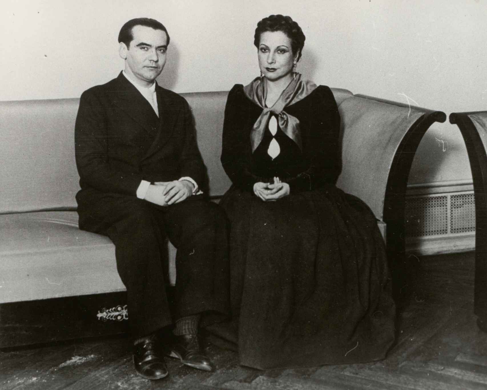 Lorca con la actriz Margarita Xirgu.