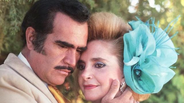 Vicente Fernández y doña Cuquita en una imagen de archivo.