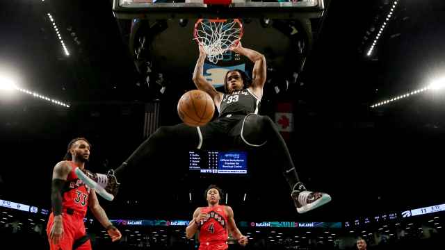Partido de la NBA entre Brooklyn Nets y Toronto Raptors