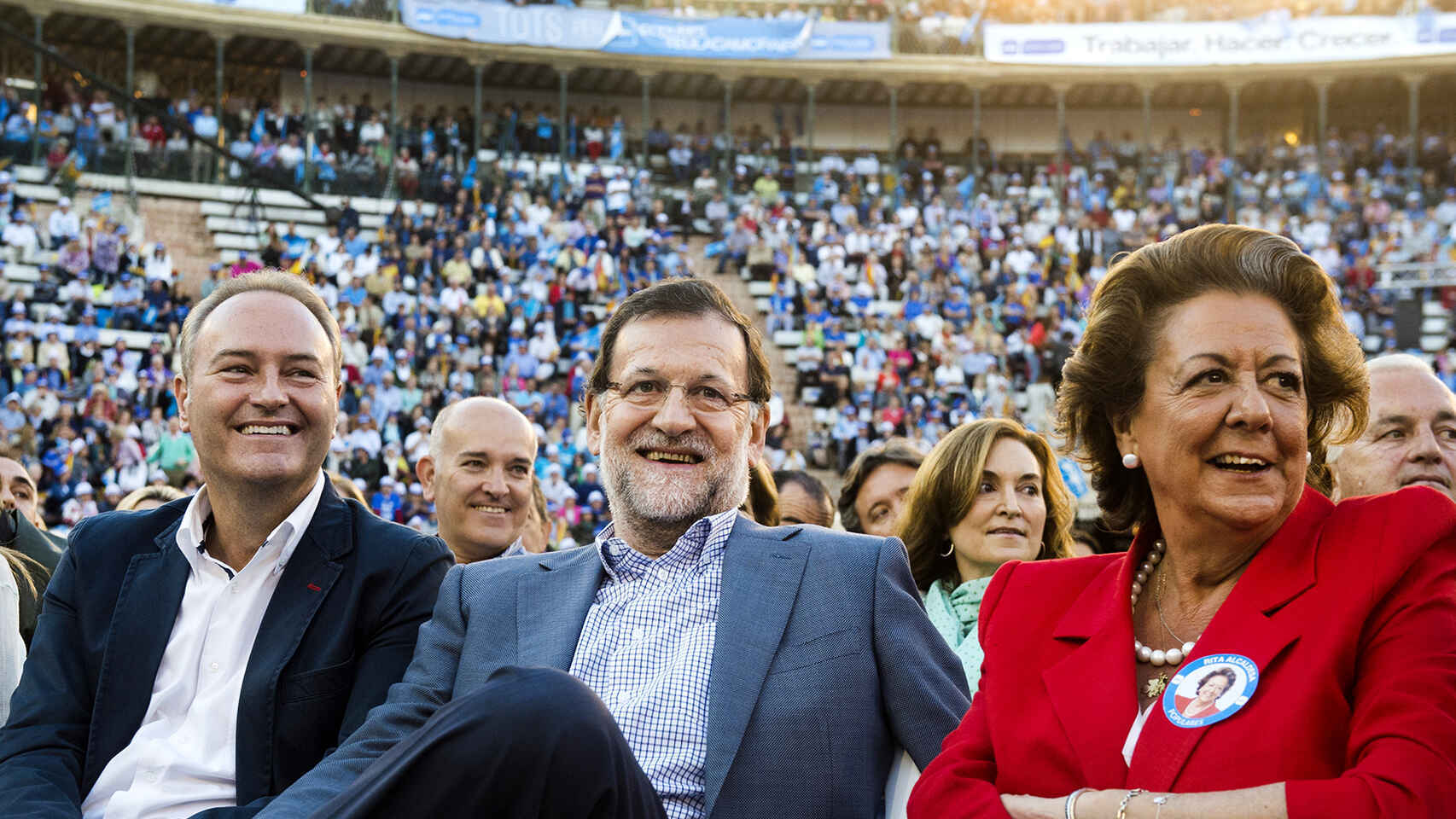 Alberto Fabra, Mariano Rajoy y Rita Barberá, líderes del PP en 2015. EFE
