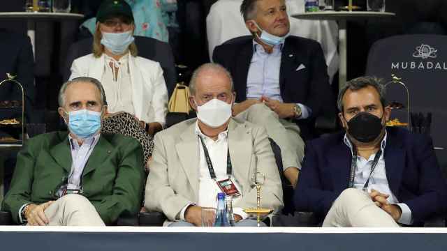 Juan Carlos viendo el partido de su amigo Rafa Nadal.