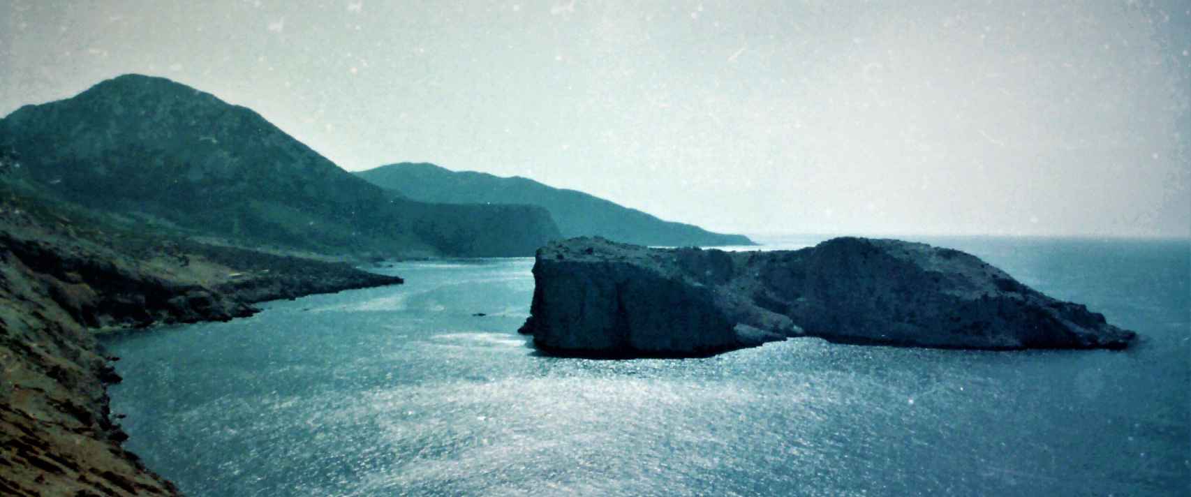 Vista de la isla Perejil o Laila, frente a la costa de Marruecos, en una imagen de 2003.