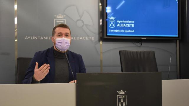 Manuel Martínez, concejal de Igualdad en el Ayuntamiento de Albacete.