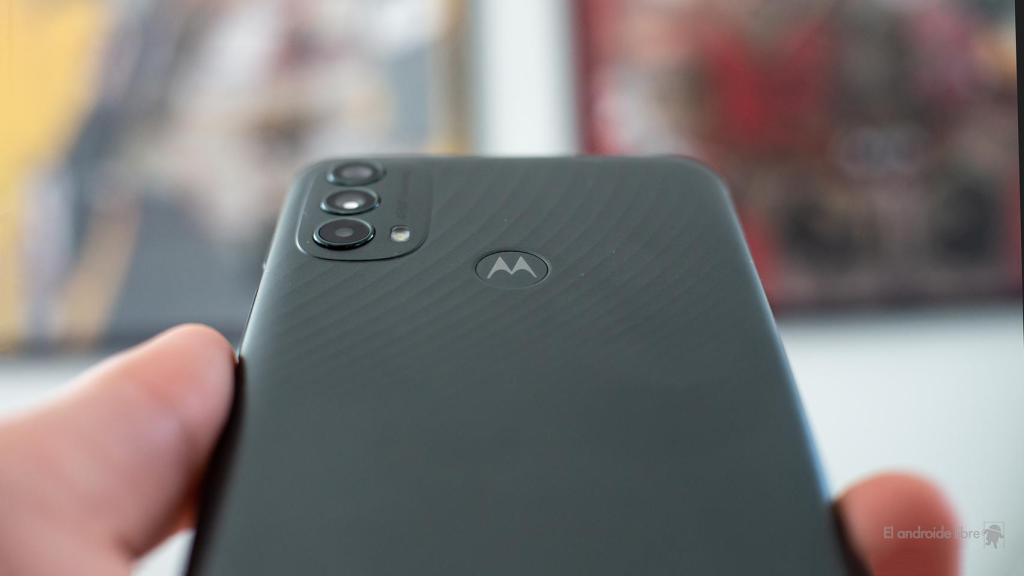 Motorola Moto E40, análisis: un móvil para usuarios básicos que presume de  batería y diseño