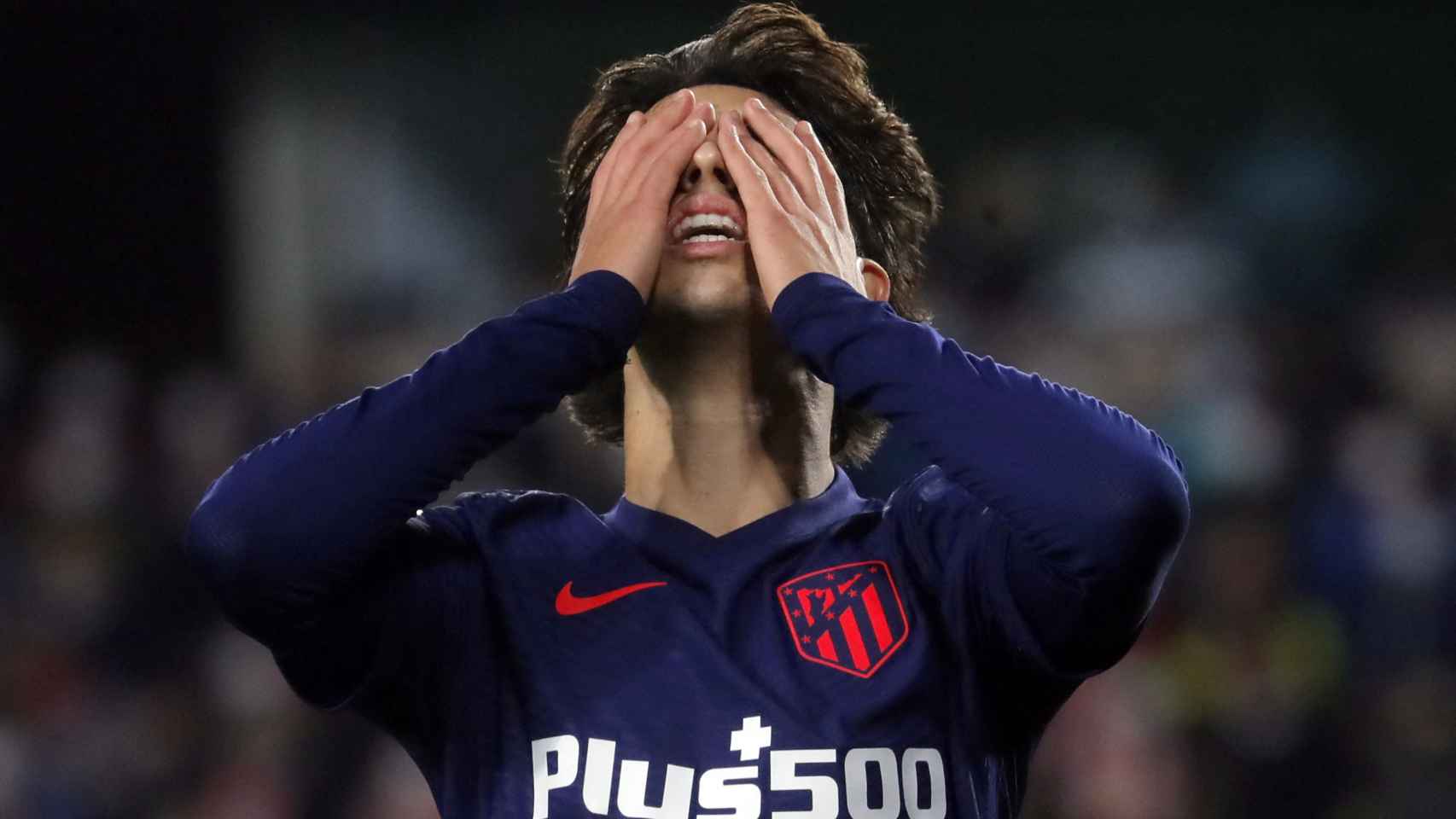 Reacción de Joao Félix tras la anulación de su segundo gol
