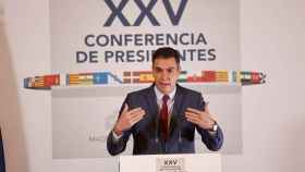 El presidente del Gobierno, Pedro Sánchez, ofrece una rueda de prensa tras la reunión telemática de la XXV Conferencia de presidentes autonómicos.