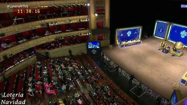 Así puedes asistir al sorteo de la Lotería de Navidad en el Teatro Real de Madrid.
