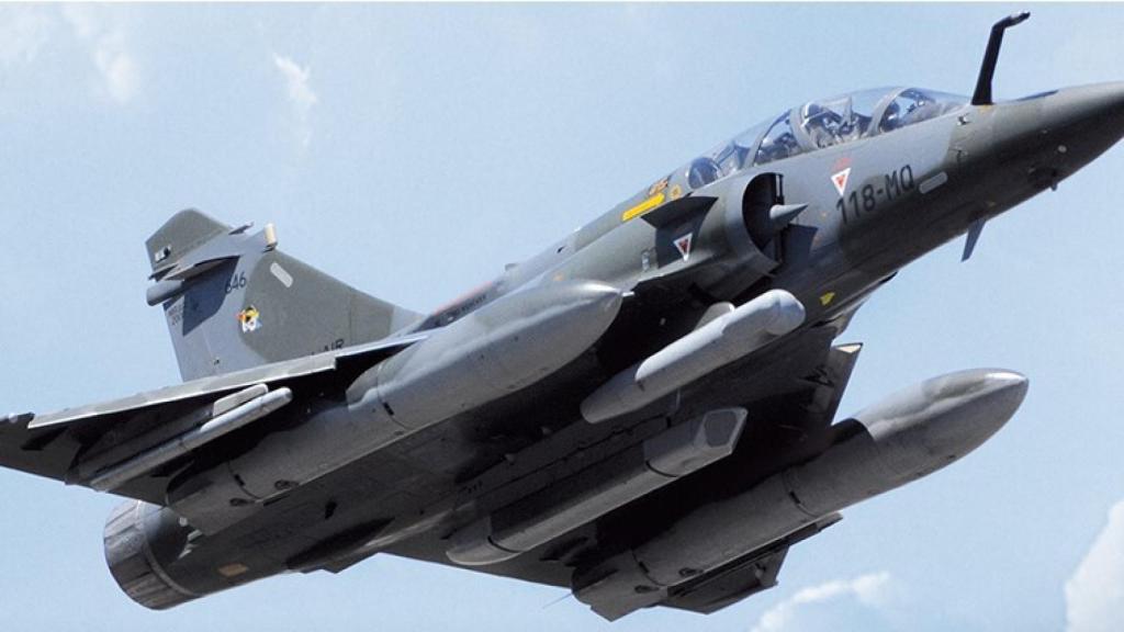 Mirage 2000 with ASTAC pod in the middle zone