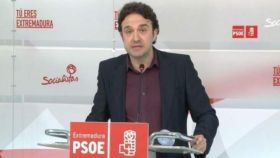 Enrique Pérez Romero, dirigente del PSOE extremeño que acaba de anunciar su baja en el partido.