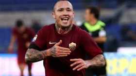 Nainggolan celebra un gol con el AS Roma