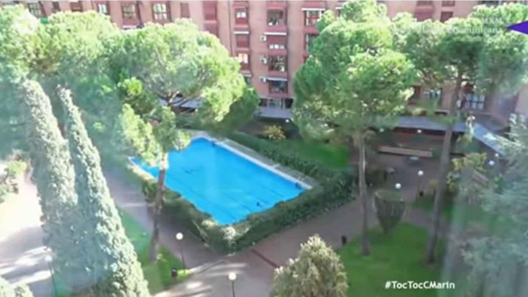La piscina comunitaria que disfrutó Carlos Marín.
