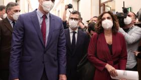 Pedro Sánchez, Félix Bolaños y María Jesús Montero, en el Congreso de los Diputados.