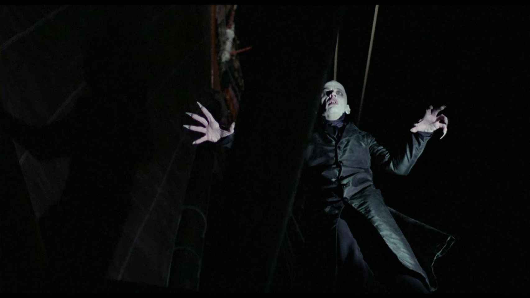 'Nosferatu, vampiro de la noche' convierte la figura trágica pero romántica del vampiro en símbolo de la destrucción del orden burgués
