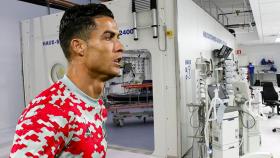 Cristiano Ronaldo y la cámara hiperbárica, en un fotomontaje.
