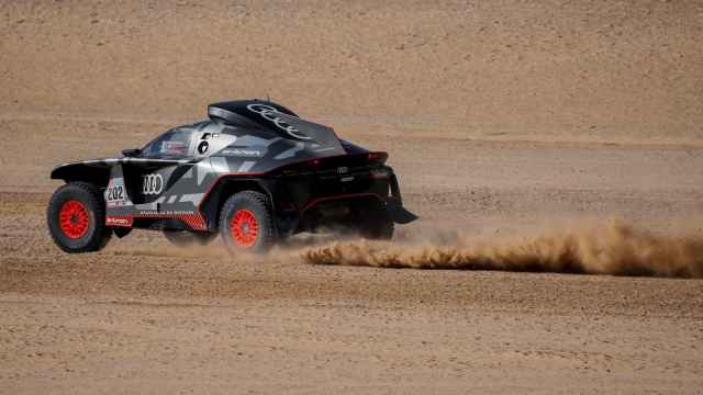 Carlos Sainz, durante la cuarta etapa del Rally Dakar 2022