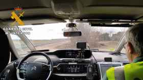 La Guardia Civil investiga a un joven por conducir a toda velocidad en una carretera de Albacete