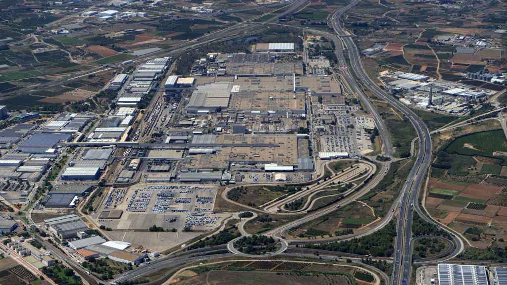 Vista aérea de la factoría de Ford Almussafes. EE