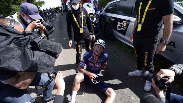 Mathieu Van der Poel destrozado tras una etapa del Tour de Francia 2021