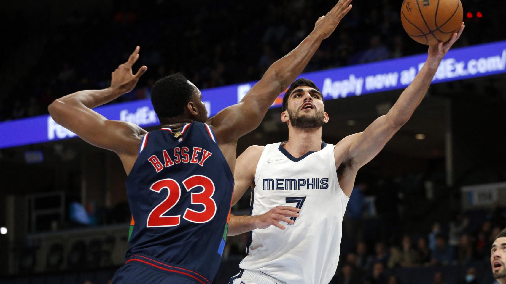 Santi Aldama, la perla canaria que se hace sitio en silencio en la NBA y  llama a la Selección