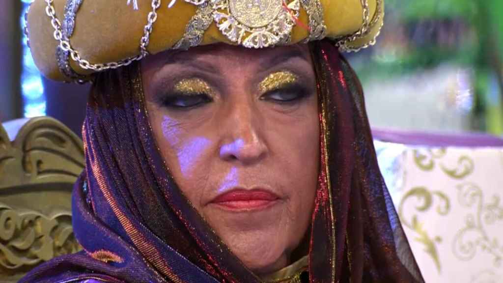 Señalan a Lydia Lozano de racista por hacer ‘blackface’ como rey Baltasar en ‘Sálvame’