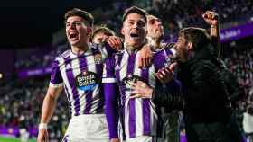 Los jugadores del Real Valladolid celebran el gol de Cristo