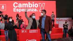 Luis Tudanca, acompañado por Pedro Sánchez en la presentación de la candidatura socialista en Palencia