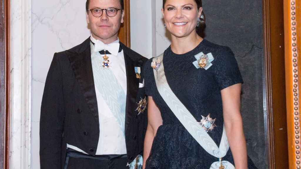 Victoria y Daniel de Suecia en un acto en Estocolmo.