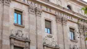 Fachada del edificio de la Audiencia Provincial de Salamanca
