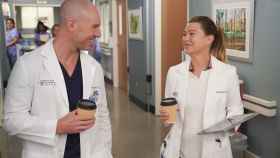 Meredith Grey continuará en activo un año más, la serie médica más longeva de la televisión regresará a Disney+ este año con nuevos episodios.