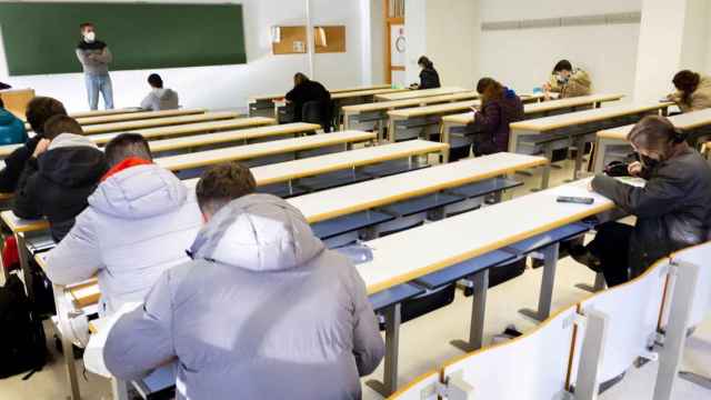 Examen celebrado en una universidad andaluza en la sexta ola de contagios.