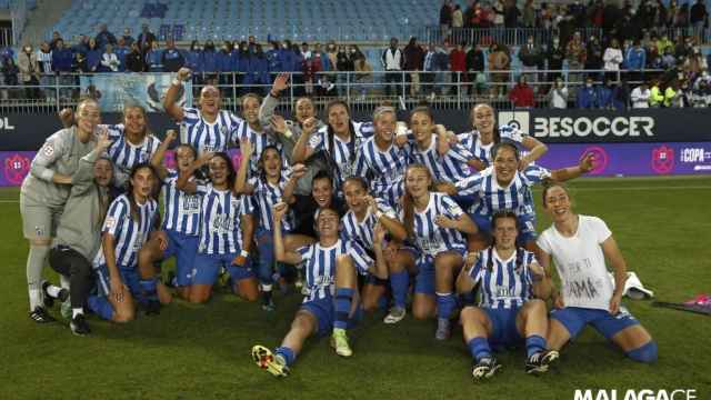 Celebración del Málaga CF Femenino tras ganar en La Rosaleda al Zaragoza.