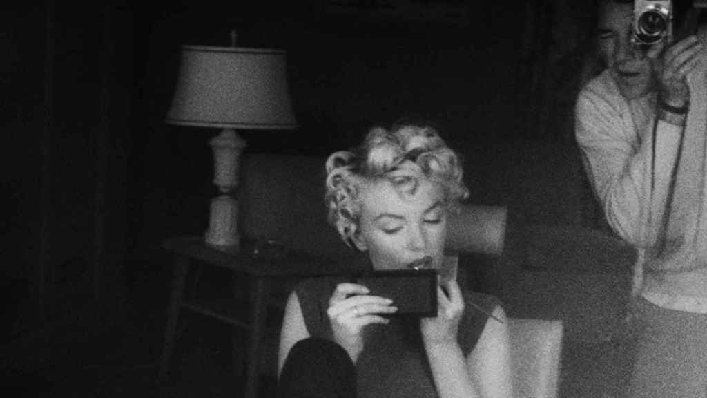 Fotografía tomada de una exposición de imágenes icónicas e íntimas de Marilyn Monroe expuestas en el ayuntamiento de Pozuelo de Alarcón.