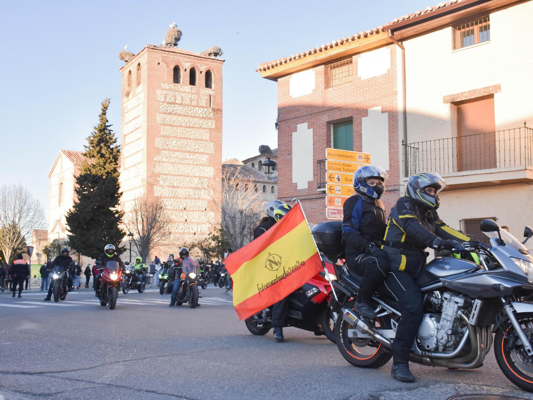 El rugido motero de Pingüinos se disfruta a lo grande en Mojados