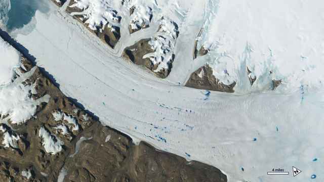 Imagen de una lengua de los glaciares de Groenlandia al derretirse.