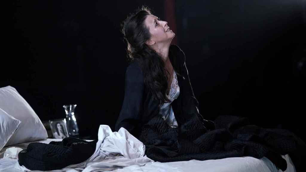 Lisette Oropesa en 'La Traviata' en el Teatro Real.