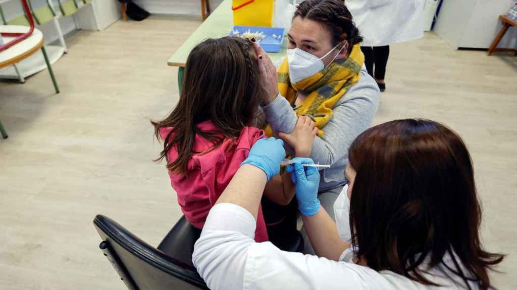 Campaña de vacunación infantil, que se retomó en colegios la semana pasada.
