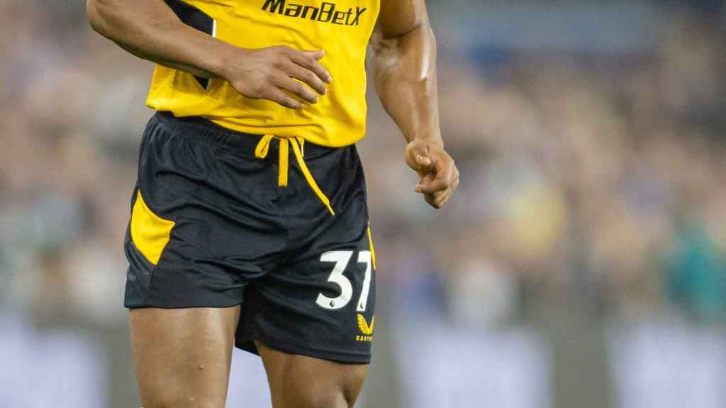 Adama Traoré, en un partido del Wolverhampton de la temporada 2021/2022