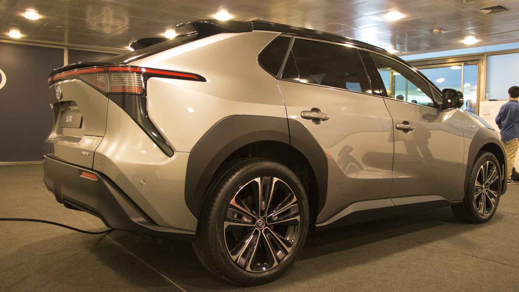 Toyota BZ4x: así es el nuevo SUV eléctrico que llega en 2022
