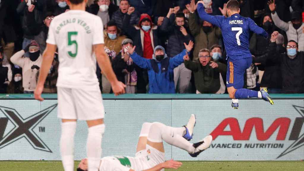 Eden Hazard celebra su decisivo gol al Elche en la prórroga