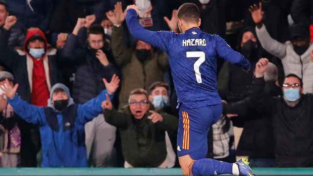 Eden Hazard celebra su decisivo gol al Elche en la prórroga