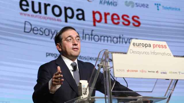 El ministro de Asuntos Exteriores, UE y Cooperación, José Manuel Albares, este viernes en el desayuno de Europa Press.