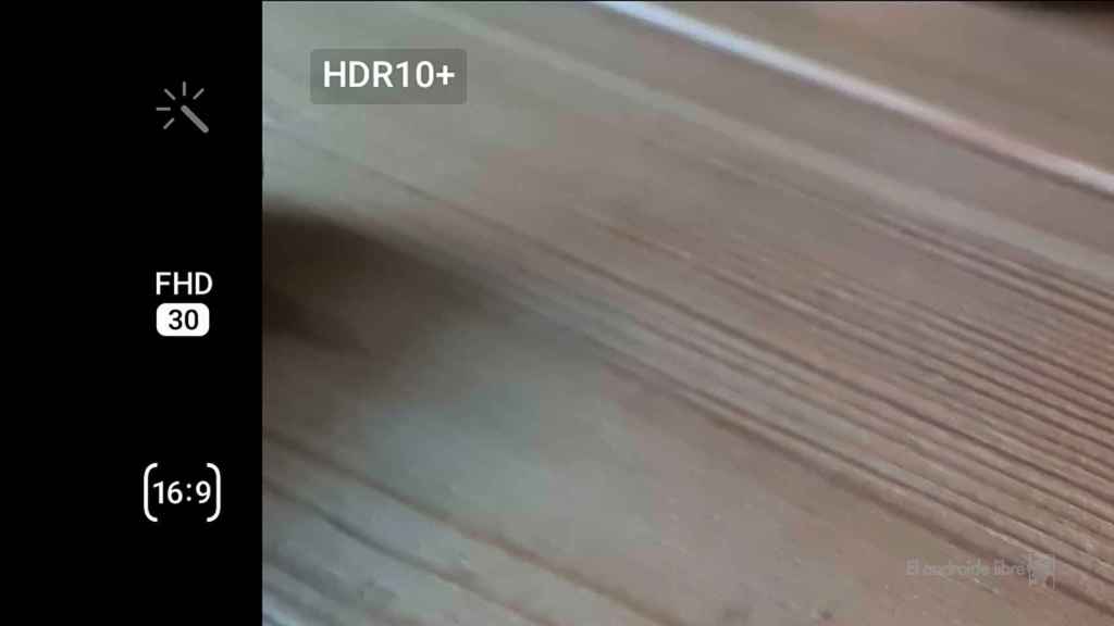 Símbolo del HDR10+ activo en el visor