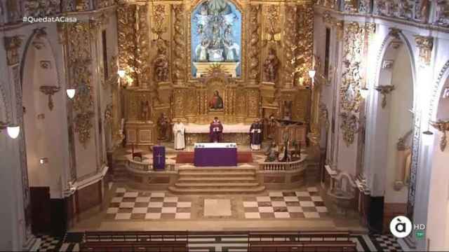 La Parroquia de la Asunción de Nuestra Señora de Torrent durante una retransmisión en À Punt.