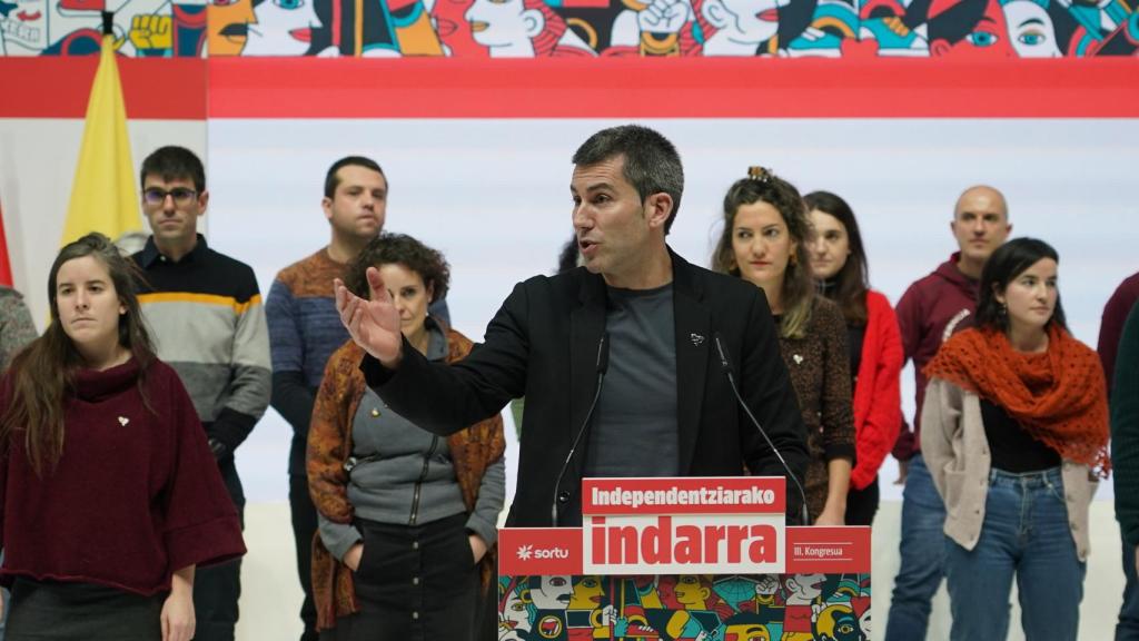 El secretario general de Sortu, Arkaitz Rodríguez, en el cierre del tercer Congreso del partido.
