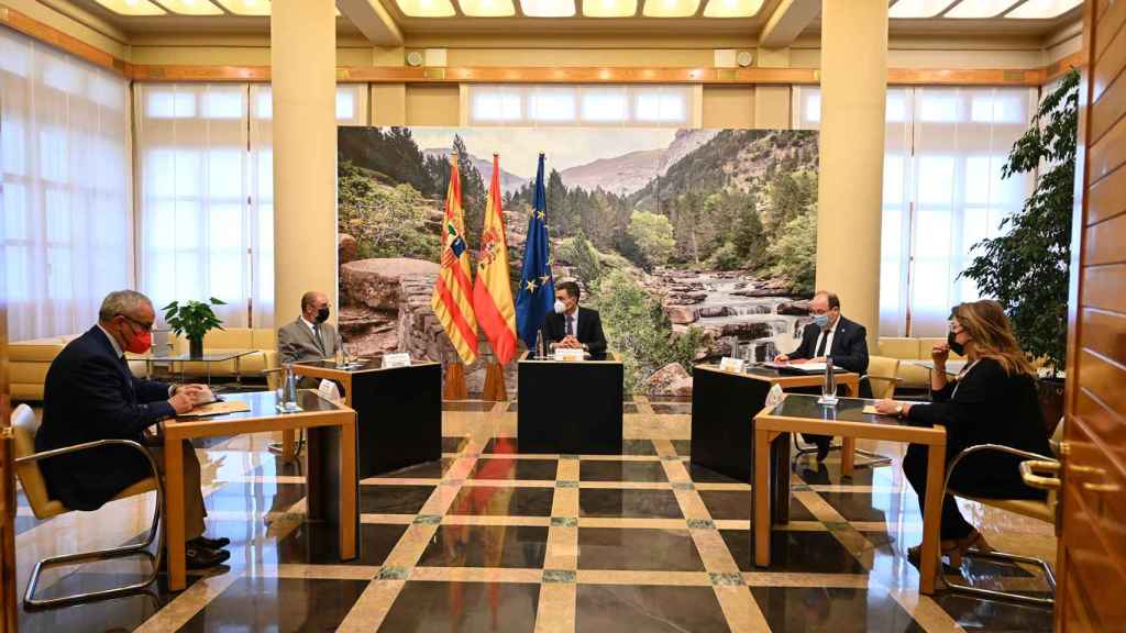 Reunión entre COE y Aragón presidida por Pedro Sánchez