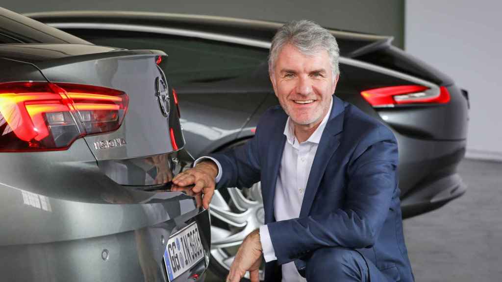 Mark Adams lleva varias décadas como diseñador de Opel.