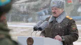Lukashenko avisa: "Es imposible derrotar a Rusia y quien lo intente lo lamentará mucho tiempo"