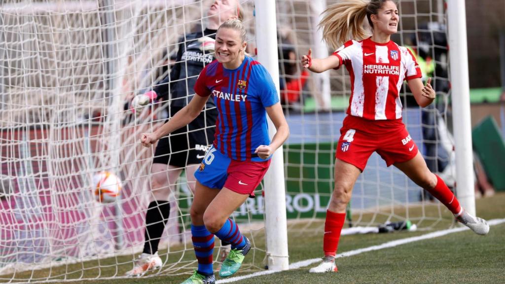 Rolfö celebra el 4-0 durante la final de la Supercopa de España femenina